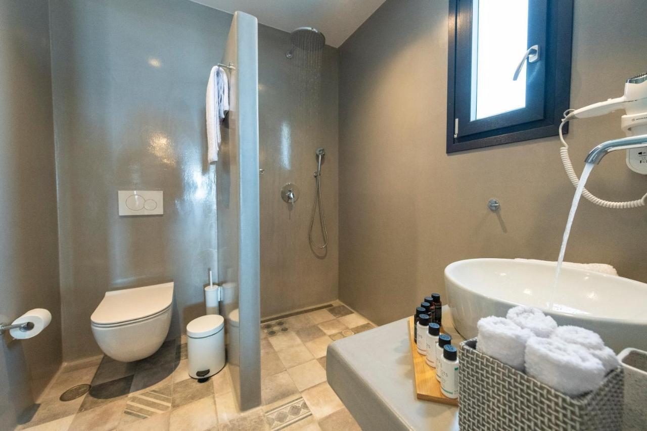 Aelia Suites Αδάμας Εξωτερικό φωτογραφία